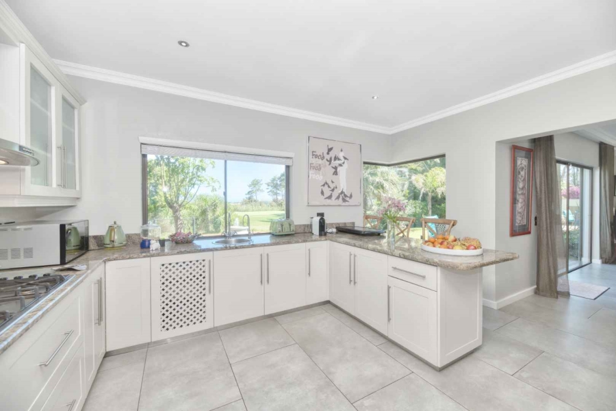 4 Bedroom Property for Sale in Hermanus Heights Western Cape